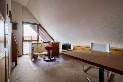 Arbeitszimmer DG 2 - 