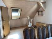 großes Zimmer oben - 