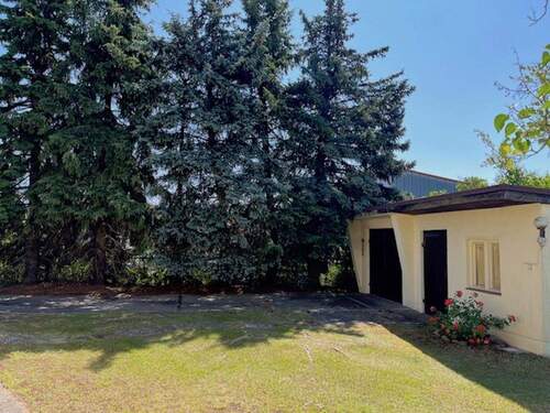 Garage mit Werkstatt - 