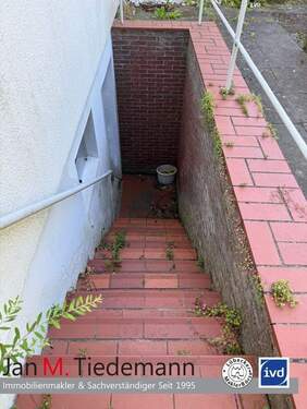 Kellerausseneingang - 