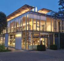 N-Erlenstegen: Hohe Sichtbarkeit ! Moderne Büro-Praxisfläche mit ca. 320 m² im 1.OG - Nürnberg