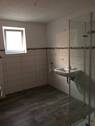 Bad mit Dusche.jpg - 2 Zimmer Etagenwohnung in Adelshofen