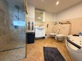 Badezimmer (EG) - 
