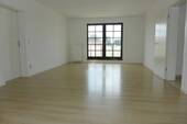 Blick ins große Wohnzimmer - 