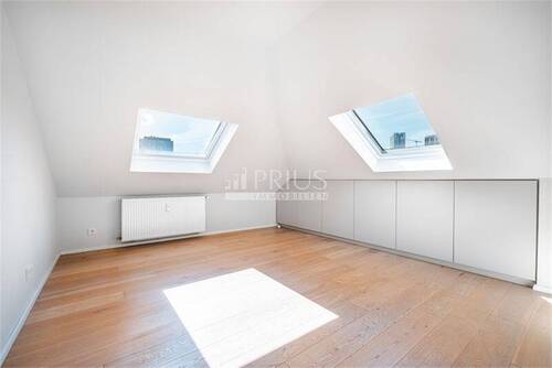 Prius_Kamera_Baustraße_DG_FFM- - 