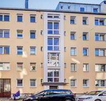 Bestlage Maxvorstadt! Renovierungsbedürftige 3-Zimmer-Wohnung mit Südausrichtigung, 4.OG! - München