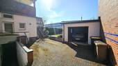Garage und Innenhof - 