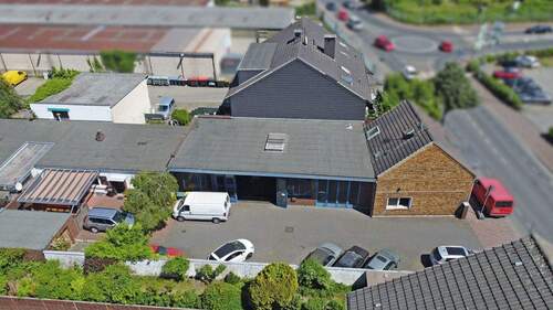 Außenansicht - Mehrfamilienhaus, Wohnhaus in Dinslaken