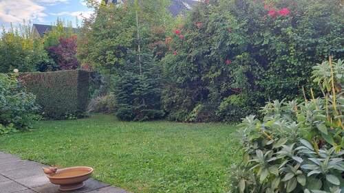 Garten - 5 Zimmer Einfamilienhaus zum Kaufen in Dresden