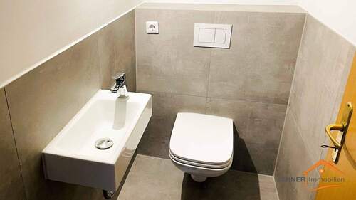 WC - Etagenwohnung mit 88,00 m&sup2; in Sundern zur Miete