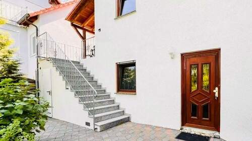 Zugang Souterrain Wohnung - 