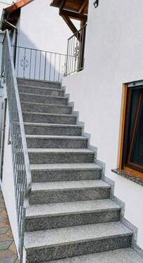 Granittreppe Zugang UG - 