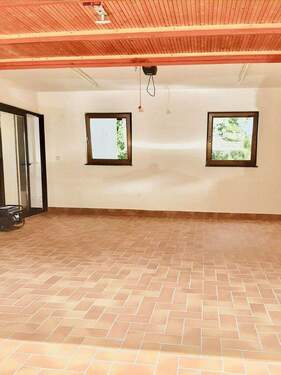 Doppelgarage direkter Zugang - 1 Zimmer Mehrfamilienhaus, Wohnhaus in Forchtenberg