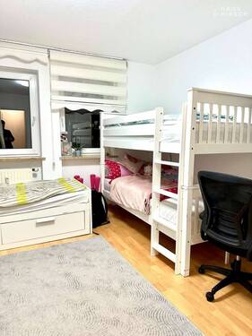 Kinderzimmer - Etagenwohnung mit 77,00 m² in Fürth zum Kaufen
