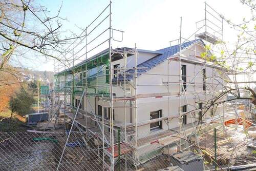 Ansicht - 5 Zimmer Doppelhaushälfte zur Miete in Kelkheim (Taunus)