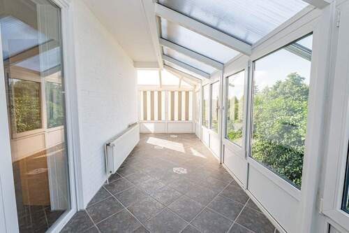 Wintergarten - Etagenwohnung mit 186,20 m² in Stade zur Miete