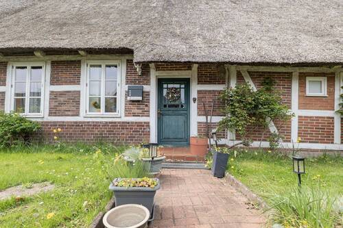 Eingangstür - 3 Zimmer Einfamilienhaus zum Kaufen in Dollern