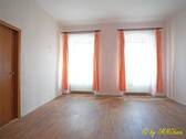 Zimmer im 1. Obergeschoss - Mehrfamilienhaus, Wohnhaus mit 208,00 m&sup2; in Frankenberg zum Kaufen