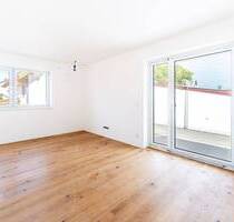 Neubau KfW 40 - Hochwertige 2-Zimmer-Wohnung mit Balkon - - Wallersdorf