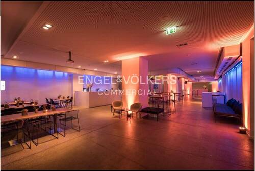 EG - Michaelsen-Palais: Stilvoll am Checkpoint Charlie