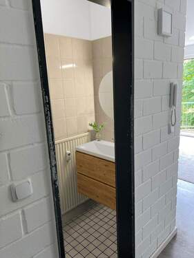 Bad/WC mit Dusche - 