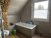 Wannenbad mit Dusche - 