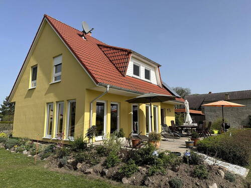 Blick vom Garten West - 4 Zimmer Einfamilienhaus zum Kaufen in Boitzenburger Land