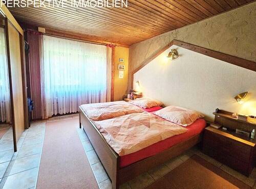 Schlafzimmer EG - 