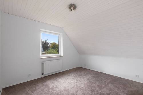 Kinder-/Arbeitszimmer I - 