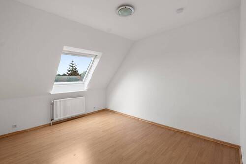 Kinder-/Arbeitszimmer II - 