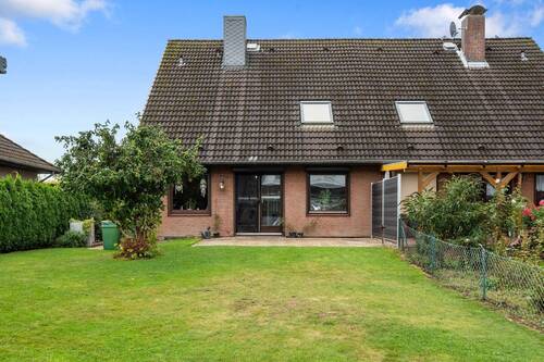 Rückansicht - 6 Zimmer Doppelhaushälfte in Delingsdorf