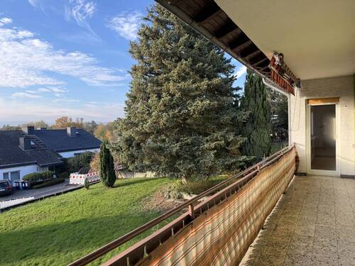 Balkon-Aussicht - Mehrfamilienhaus, Wohnhaus mit 160,00 m² in Frankfurt am Main zum Kaufen