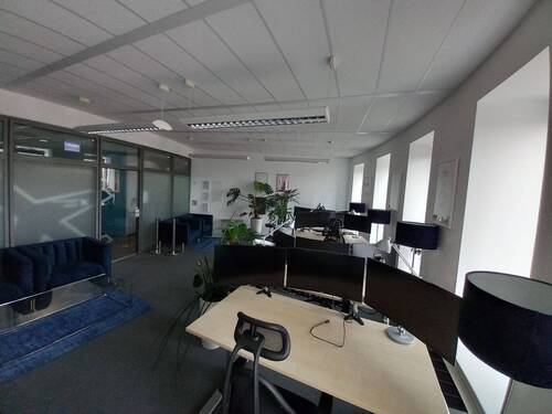 Büro mit 4 Arbeitsplätzen - Büro in Jena