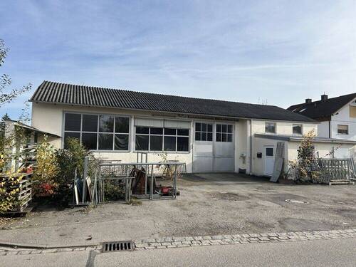 Gebäude - Grundstück in Ampfing