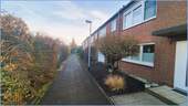 Zuwegung zum Haus - Reihenmittelhaus mit 88,00 m&sup2; in Pulheim zum Kaufen