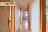 Flur Eingang - Etagenwohnung mit 58,90 m² in Oschatz zum Kaufen
