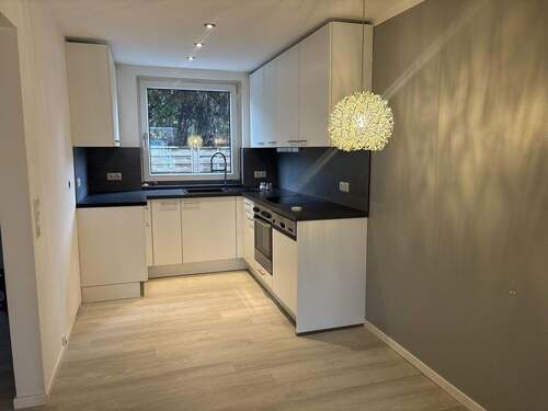 Essbereich/Küche - 3 Zimmer Reihenmittelhaus in Neumünster