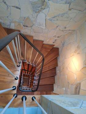 individuelle gestaltetes Treppenhaus - 