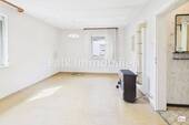 Wohn-/Esszimmer - 