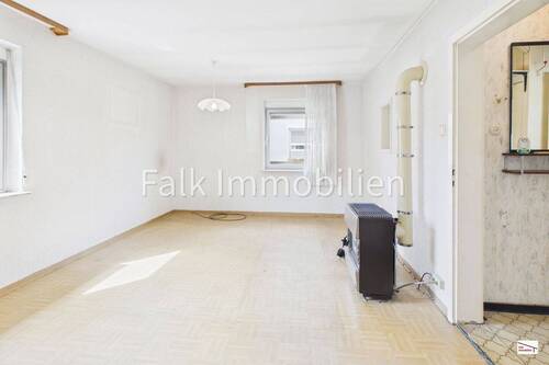 Wohn-/Esszimmer - 