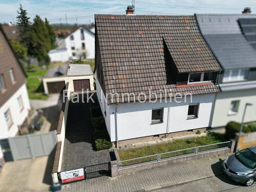 Luftaufnahme Hausansicht - 6 Zimmer Doppelhaushälfte in Ketsch
