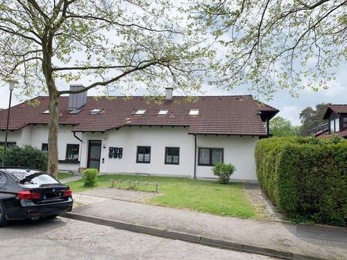 Ansicht Ost (1) - 3 Zimmer Etagenwohnung zum Kaufen in Waldkraiburg