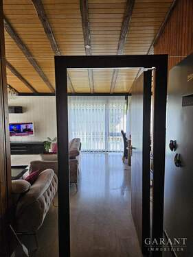 Durchgang Hauptwohnung - Mehrfamilienhaus, Wohnhaus mit 168,00 m&sup2; in Reutlingen zum Kaufen