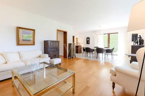 Wohnbereich - 7 Zimmer Einfamilienhaus in Königstein im Taunus