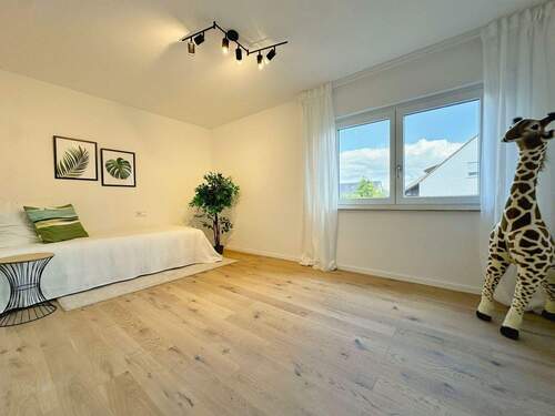 05 Kinderzimmer 1 - Etagenwohnung mit 103,10 m² in Seukendorf zum Kaufen