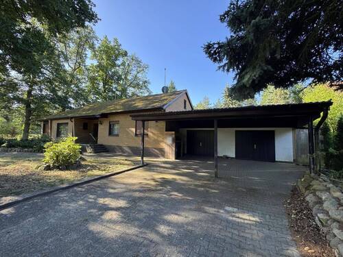 Ansicht von der Auffahrt - Ein Zuhause mit Weitblick - Wohnen am Waldrand inmitten der Natur