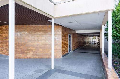 Eingang - 2 Zimmer Etagenwohnung zum Kaufen in BI-Senne