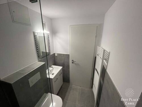 Badezimmer - 2 Zimmer Etagenwohnung in München