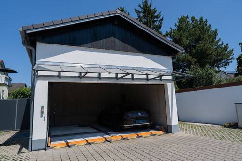 Garage - 