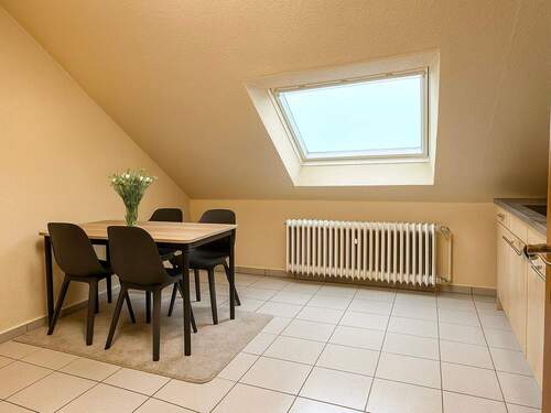 Küche visuell - 9 Zimmer Mehrfamilienhaus, Wohnhaus zum Kaufen in Hasbergen